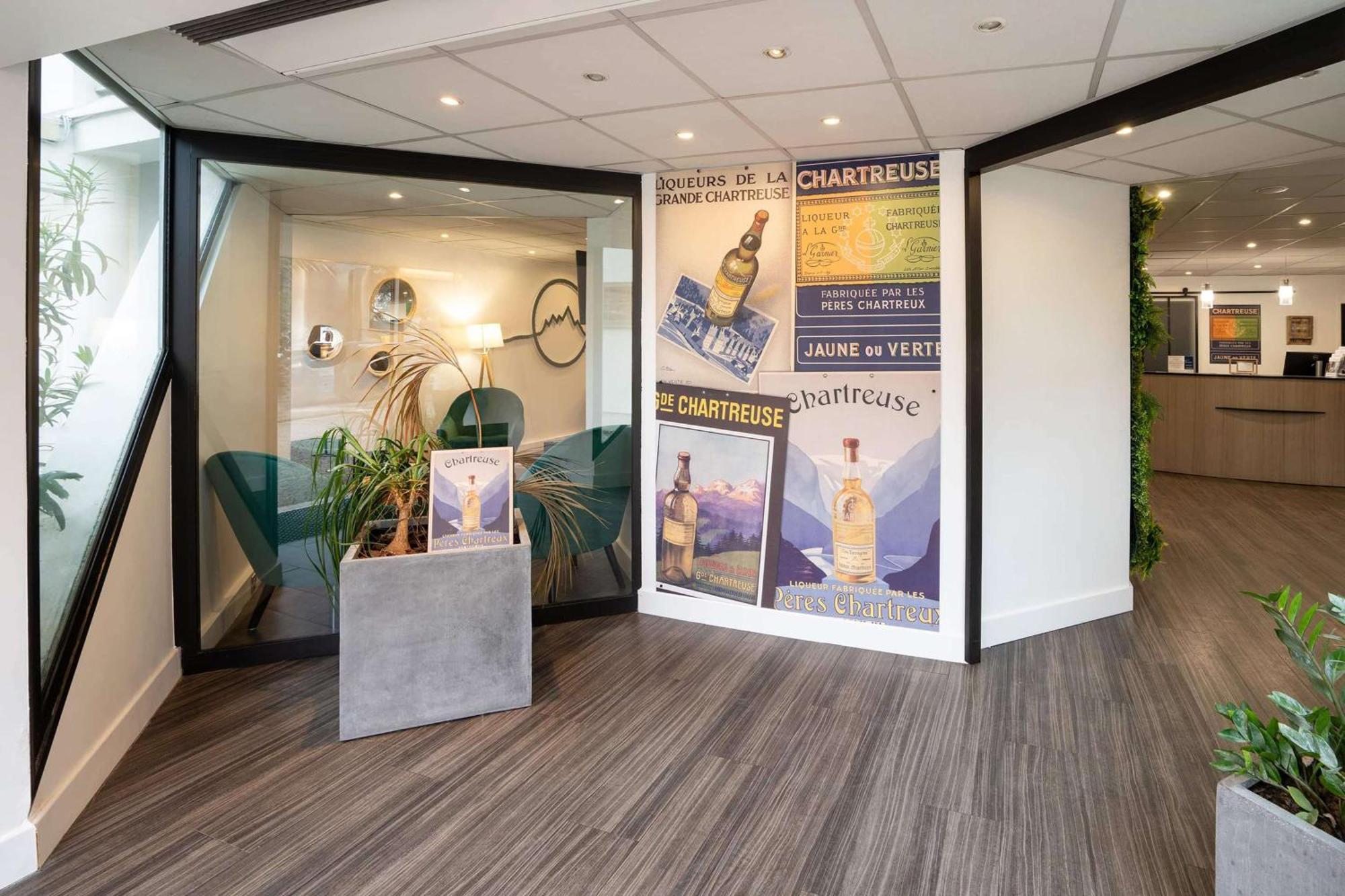 Best Western Voiron Centre Exterior foto